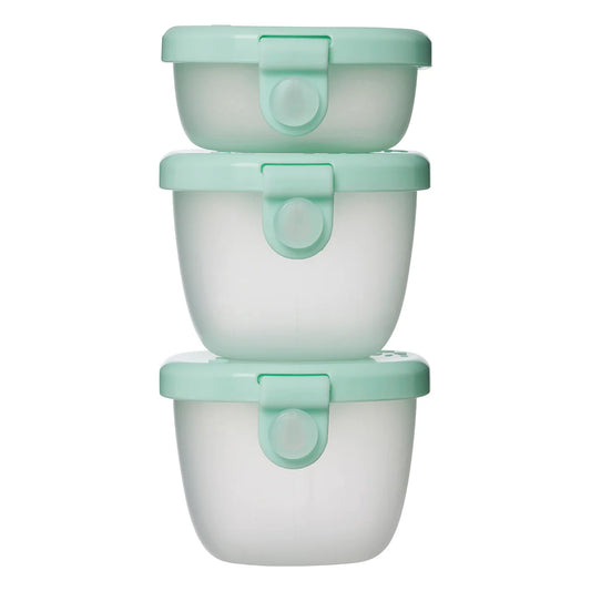 Forest b.box snack tubs with flip‑top leakproof lids and removable silicone seals.
