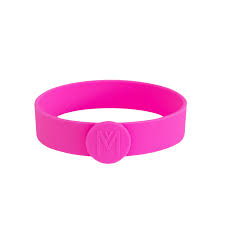 Calypso silicone cutlery band designed to secure cutlery on MontiiCo insulated food jars.