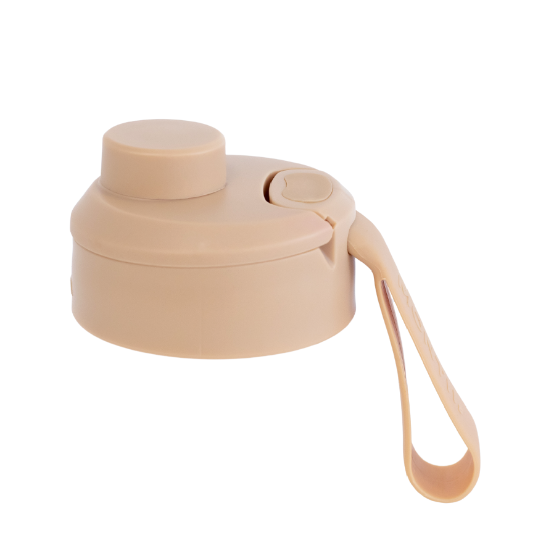 MontiiCo Screw Top Lid in Beige Dune, a leak‑resistant twist lid for Fusion drink bottles.
