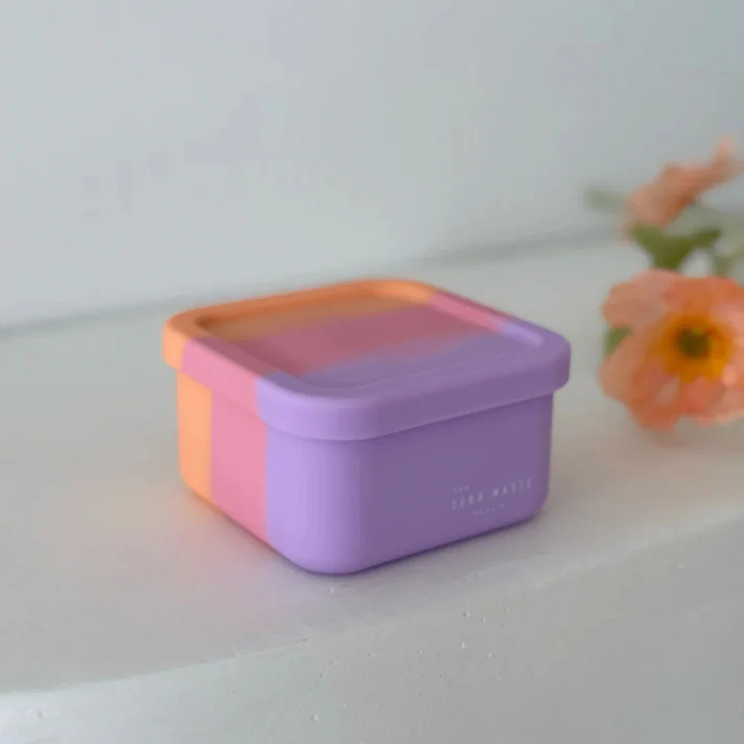 Paddlepop silicone small container with airtight seal for snacks and baby meals.