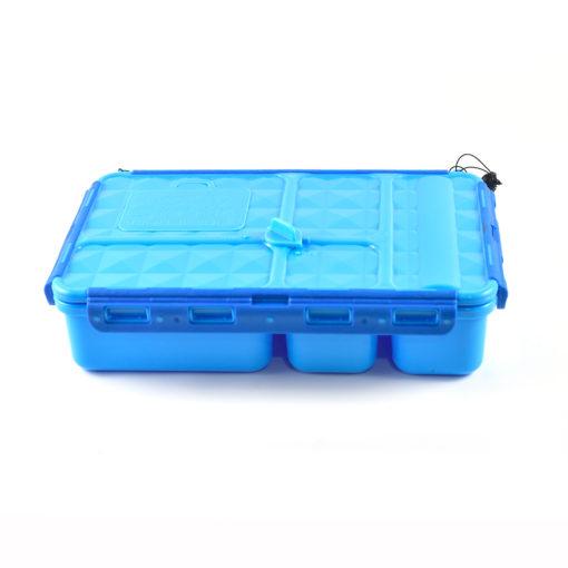 a picture of Go Green Small Snack Box - Blueon a white background for making mealtime fun and playful