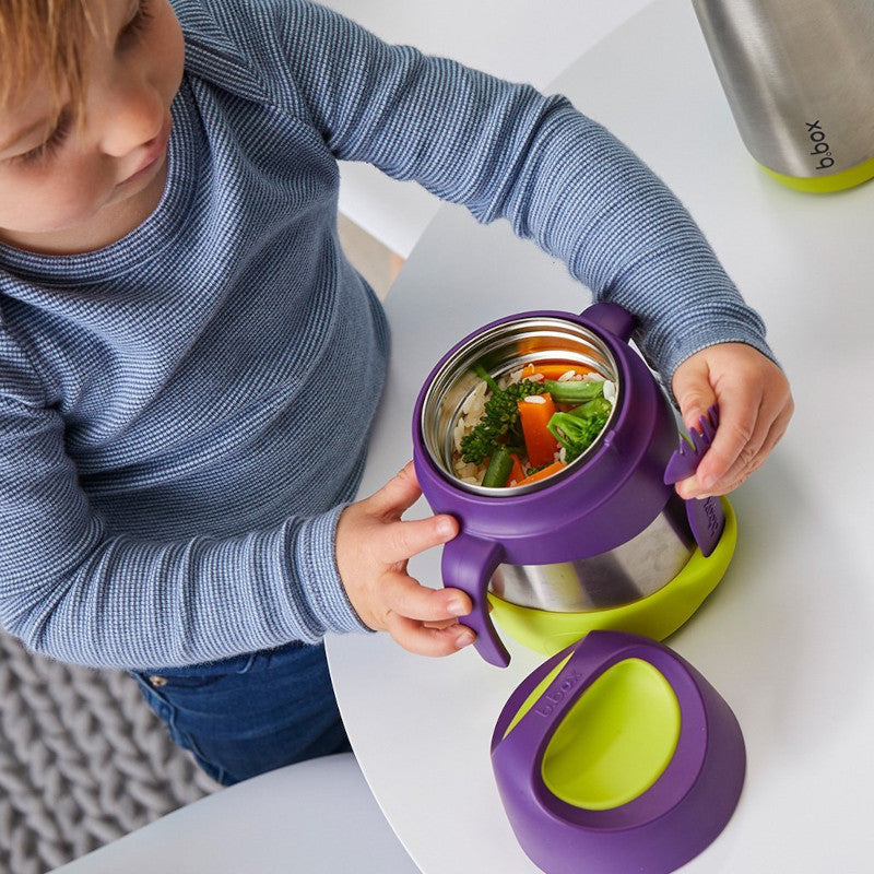 b.box Insulated Food Jar - Strawberry Shake - Lifestyle Shot