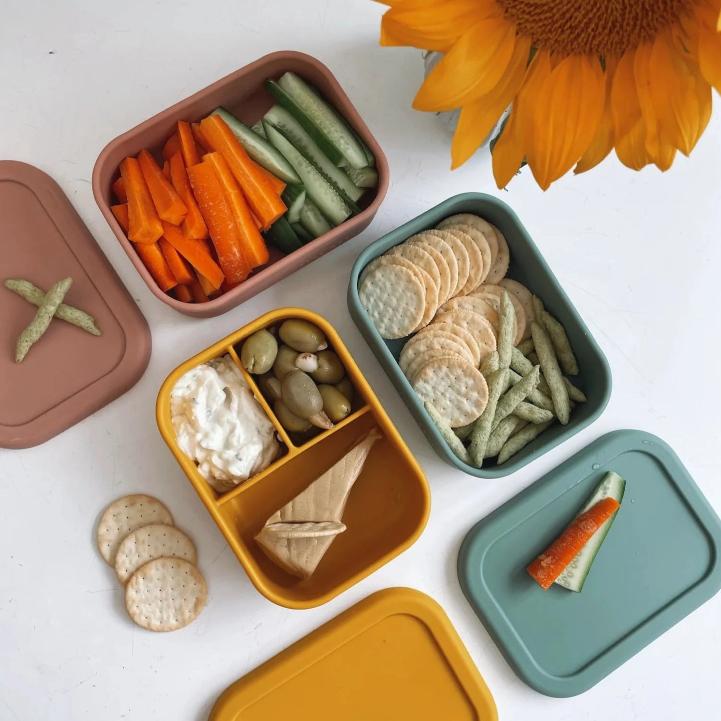 The Zero Waste People Silicone Snackbox - Dusty Pink